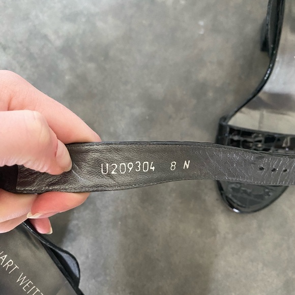 Stuart Weitzman black high heels shoes/ pumps! - Picture 4 of 5